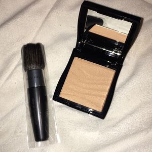 NIB MaryKay Bronzing Powder - Light-Medium